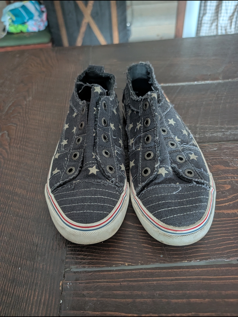Blowfish Star-Print Slip-On Canvas Sneakers - Black